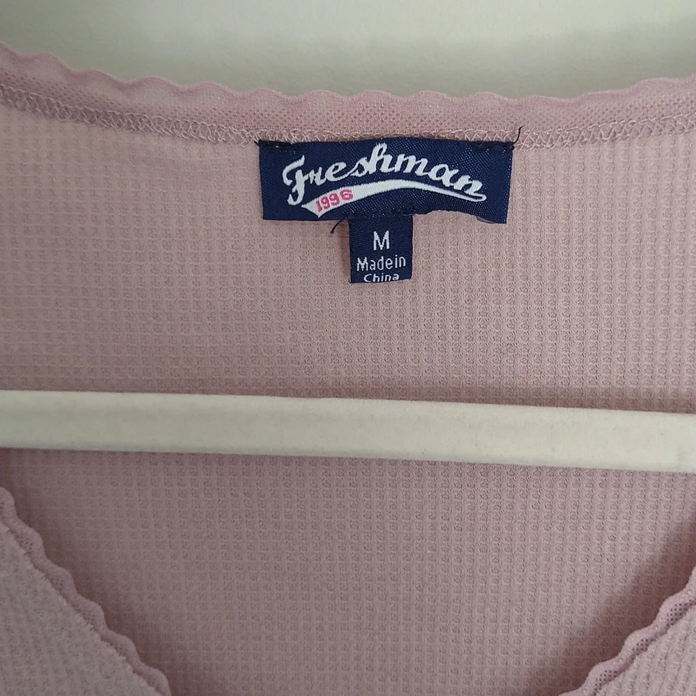 Freshman Lavender Lightweight Waffle-Knit Long-Sleeve Crop Top - Picture 3 of 8